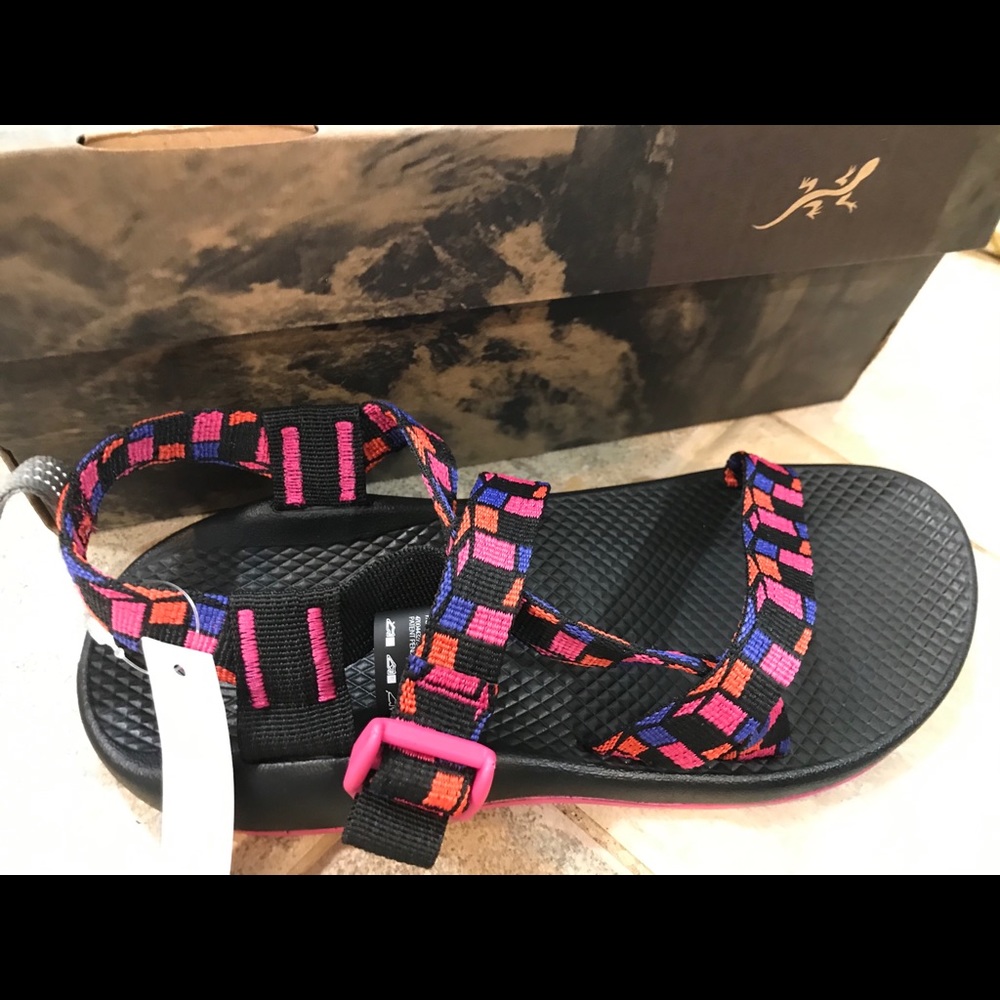 Chaco Z ecotread Cubit Magenta NIB